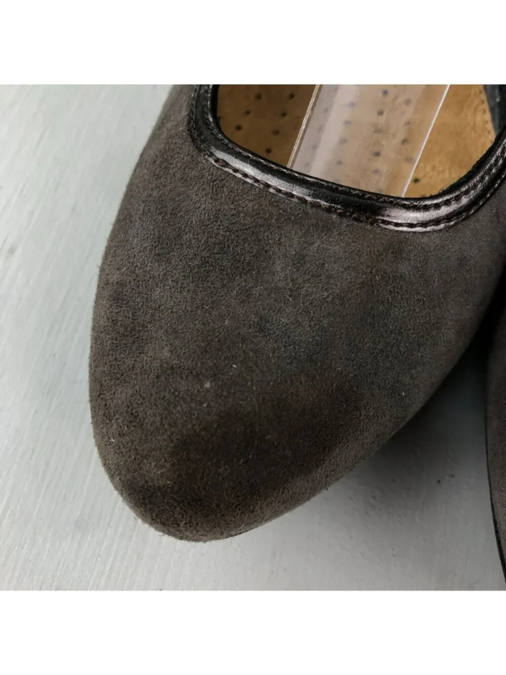Clarks Women's Size 7.5M Artisan Brown Suede Leather High Heel Mary Jane Pumps